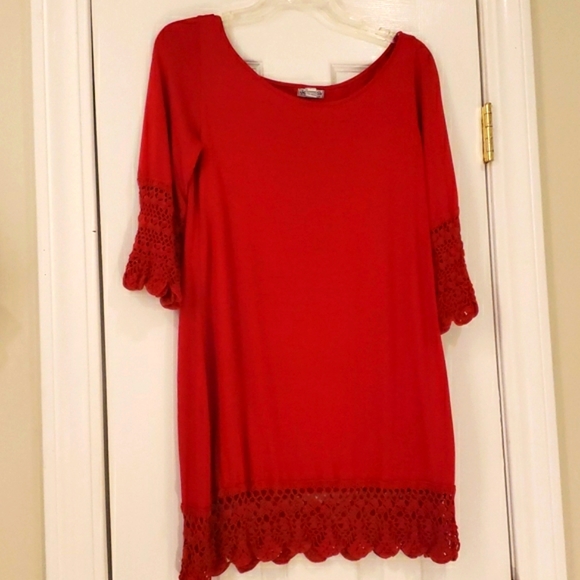 Red shirt with crochet sleeves and bottom of shirt by Baik Baik Honolulu - Picture 1 of 6